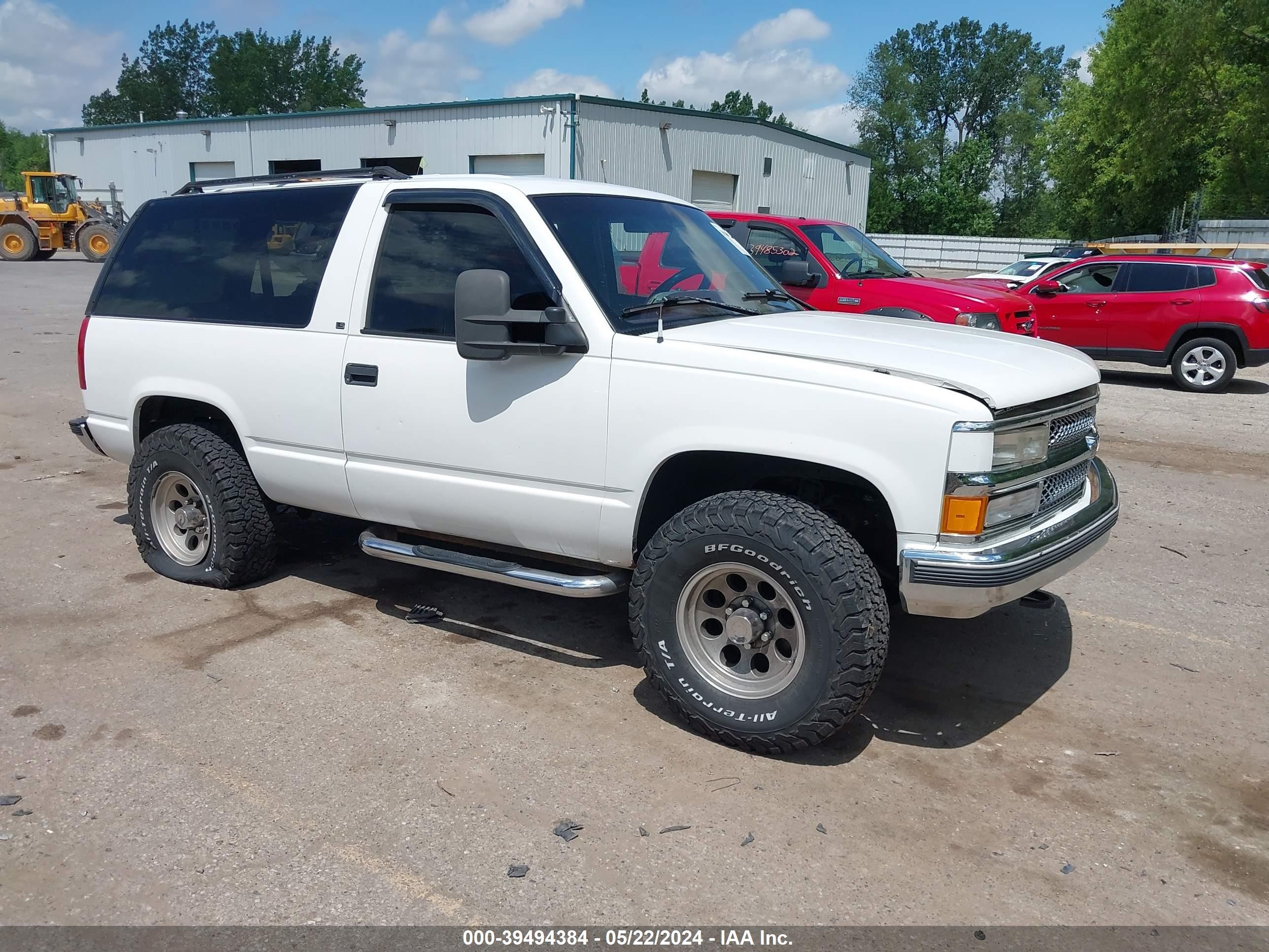 CHEVROLET TAHOE 1995 3gnek18k8sg117732