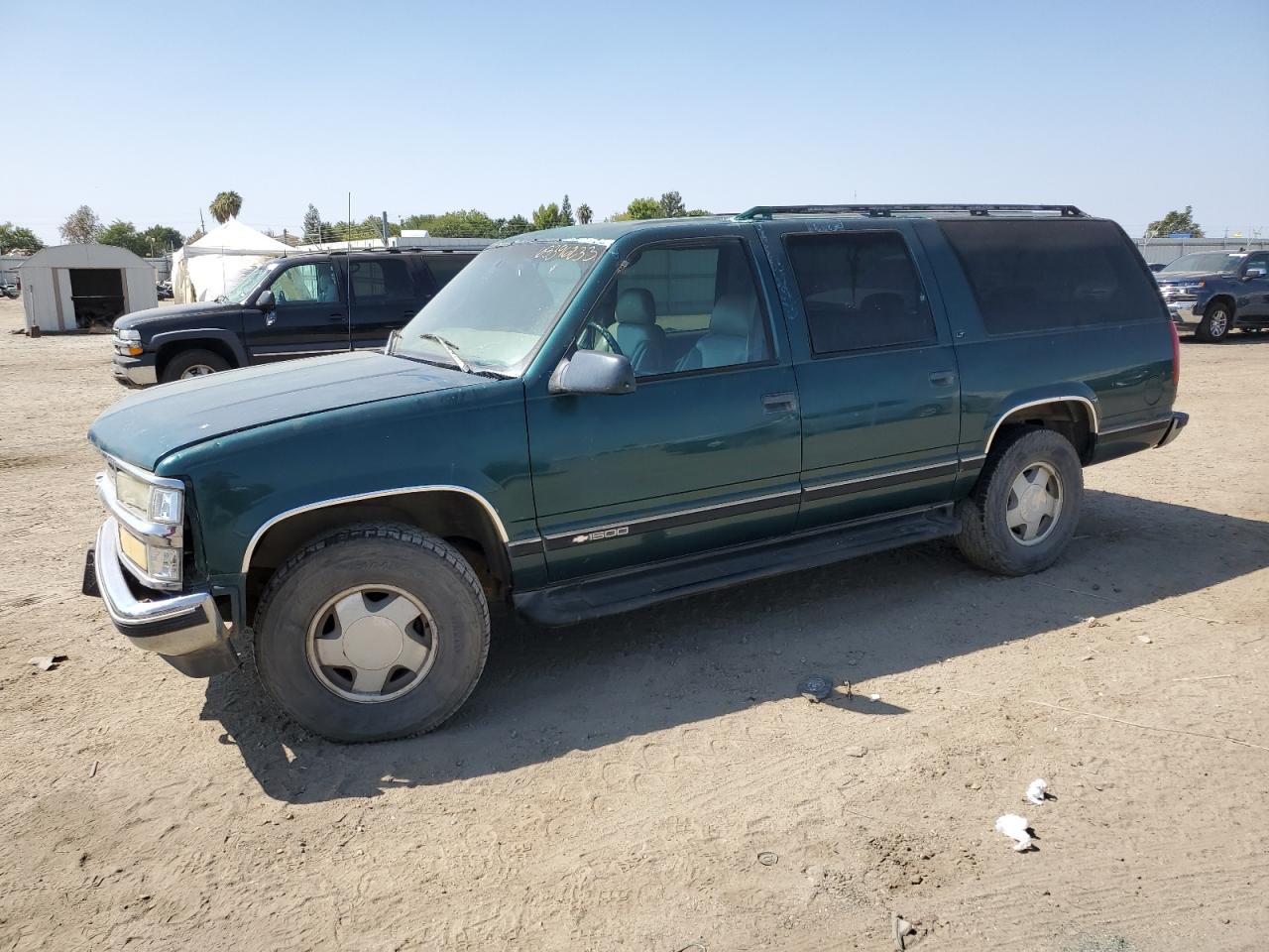 CHEVROLET SUBURBAN 1997 3gnfk16rxvg148926