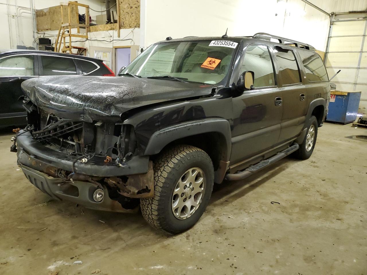 CHEVROLET SUBURBAN 2005 3gnfk16z25g209945