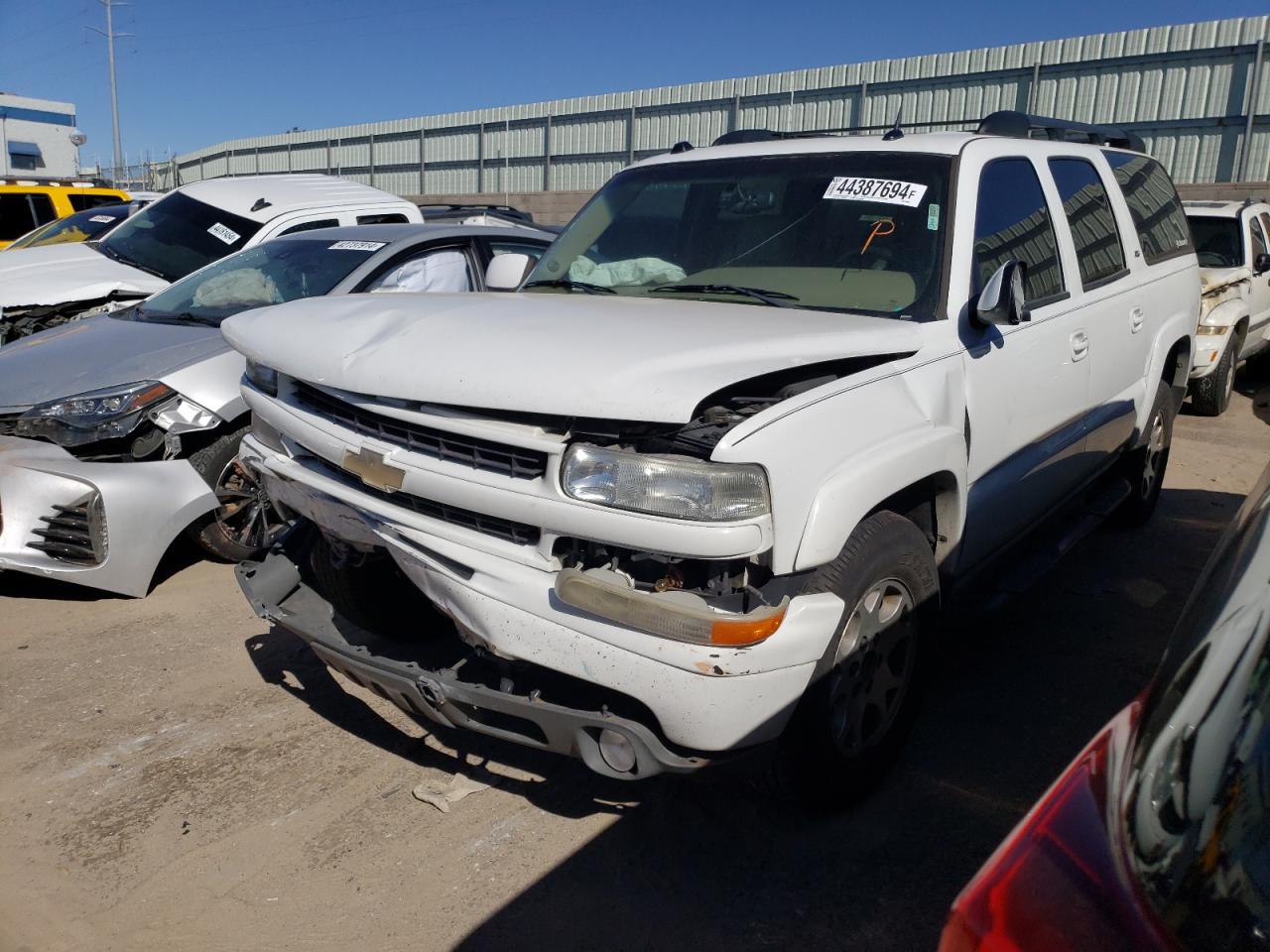 CHEVROLET SUBURBAN 2005 3gnfk16z35g266896