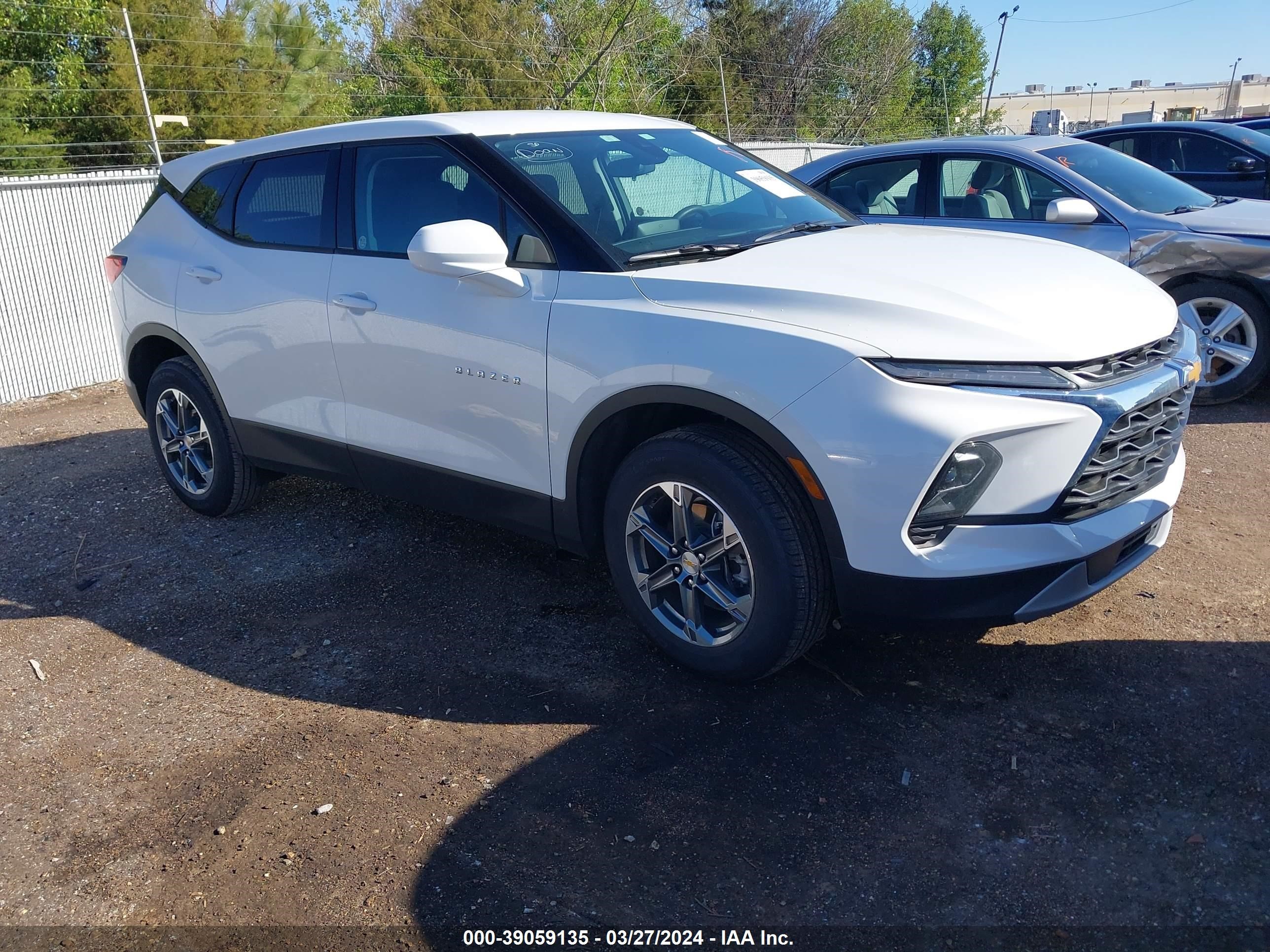 CHEVROLET BLAZER 2023 3gnkbcr40ps232456