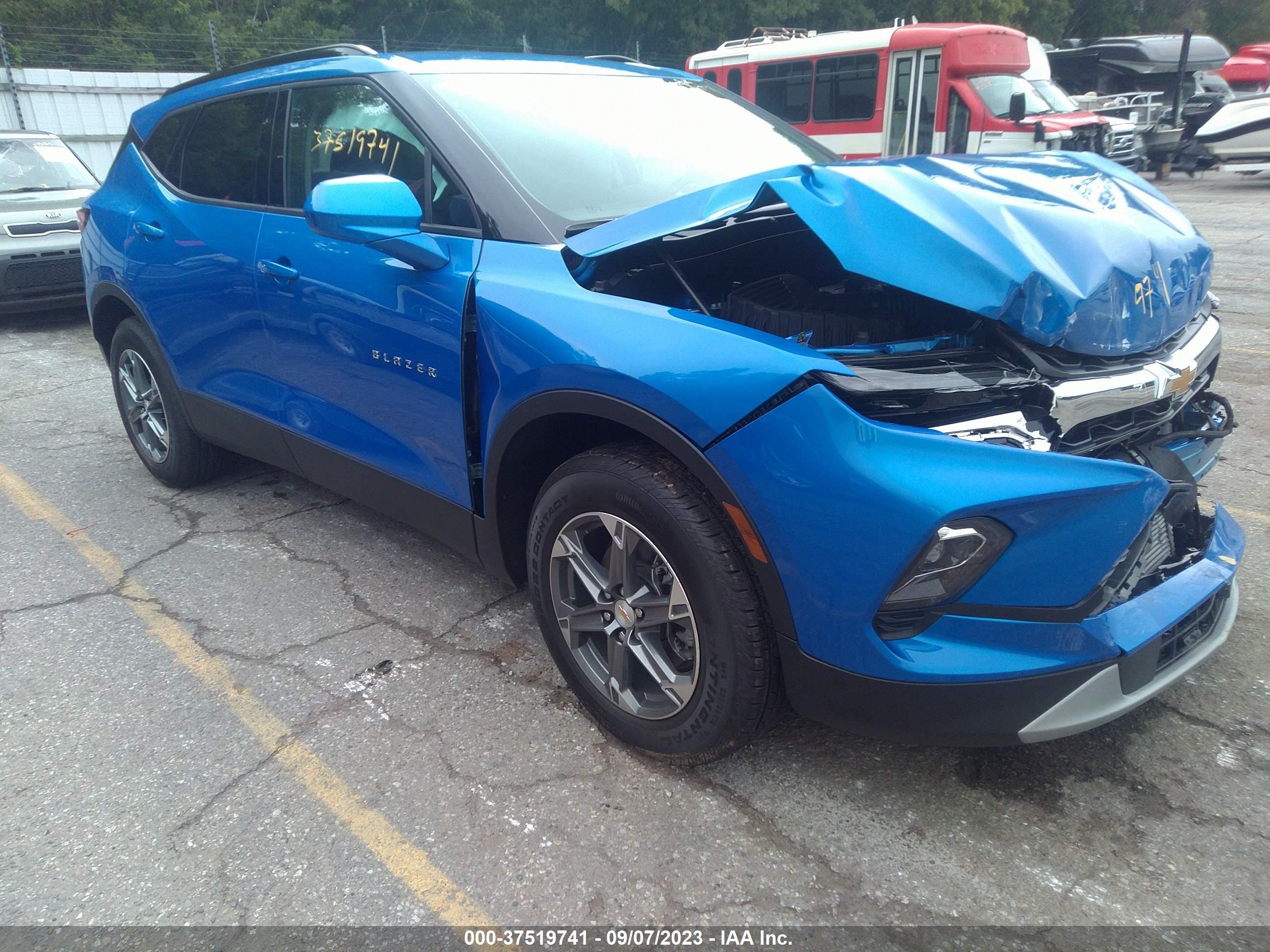 CHEVROLET BLAZER 2024 3gnkbhr47rs124822