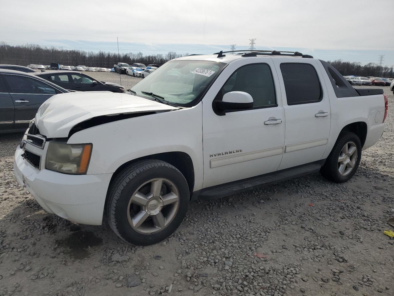 CHEVROLET AVALANCHE 2011 3gnmcee01bg206996