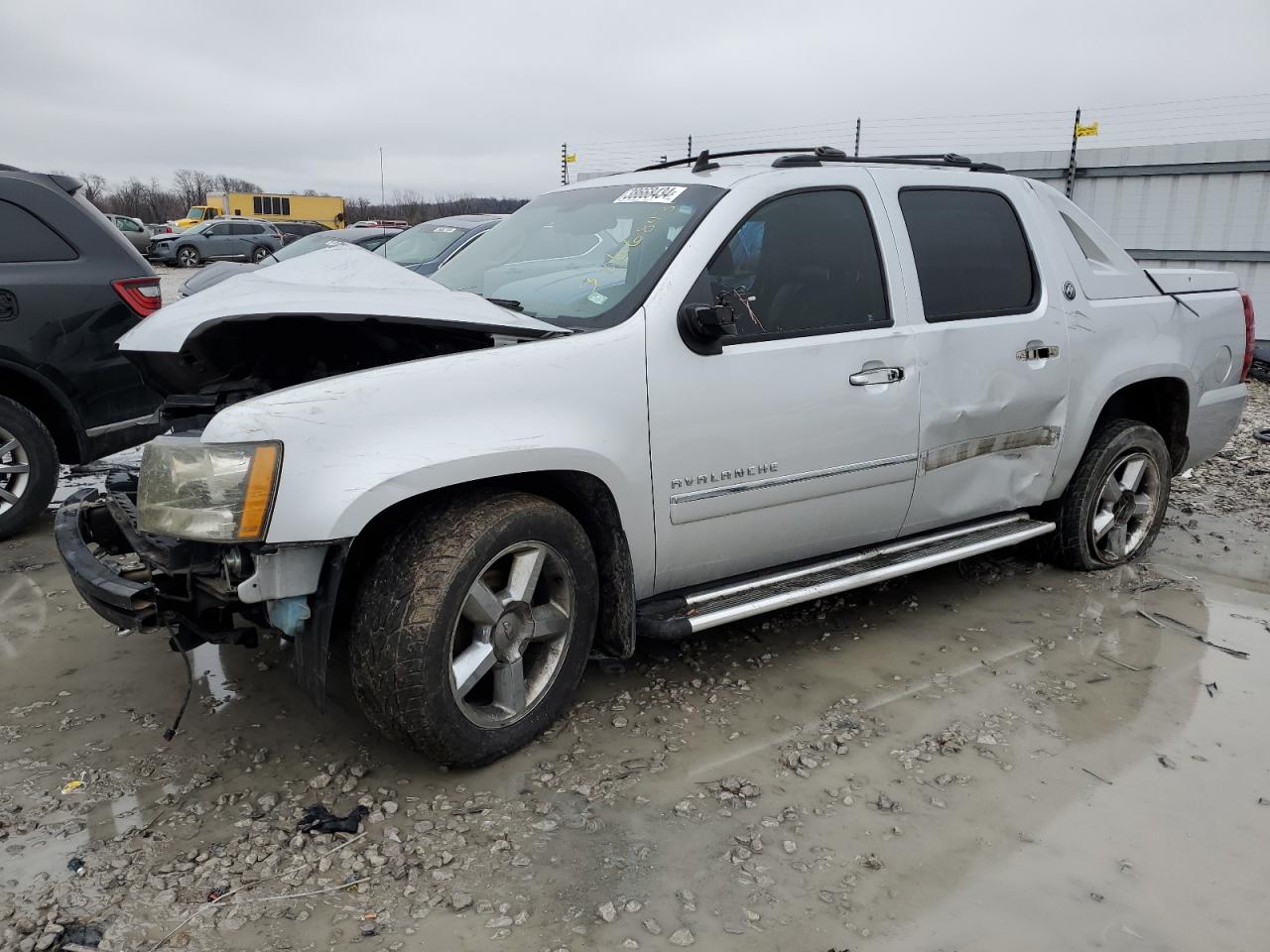 CHEVROLET AVALANCHE 2013 3gnmcge01dg259485