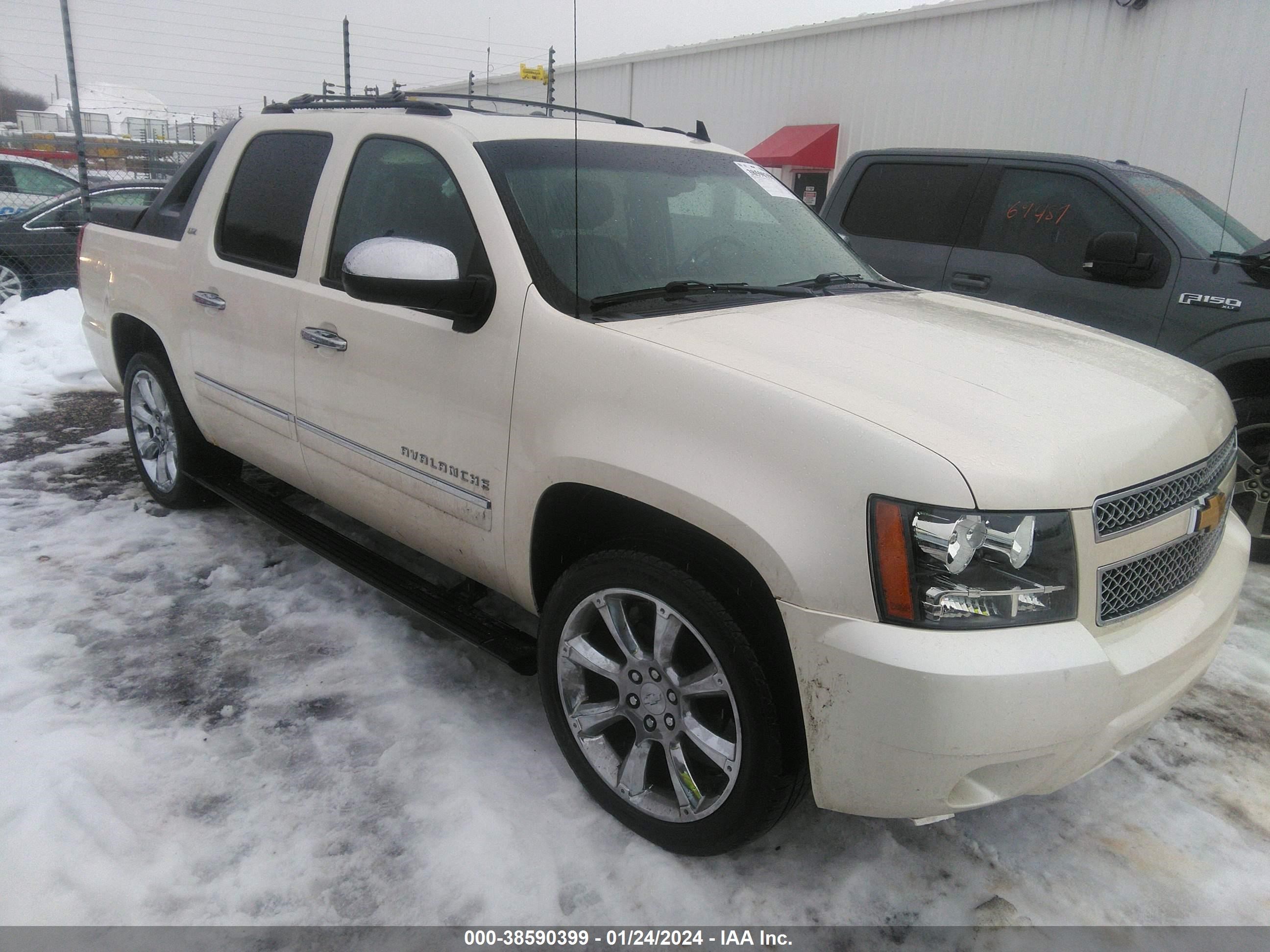 CHEVROLET AVALANCHE 2011 3gnmcge02bg131673