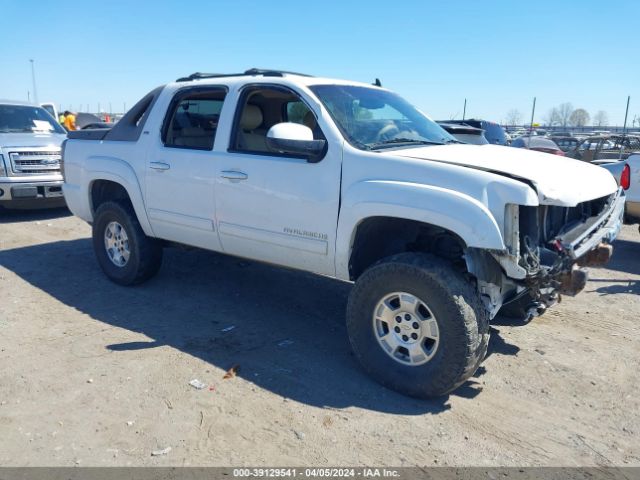 CHEVROLET AVALANCHE 1500 2011 3gntkfe32bg121938