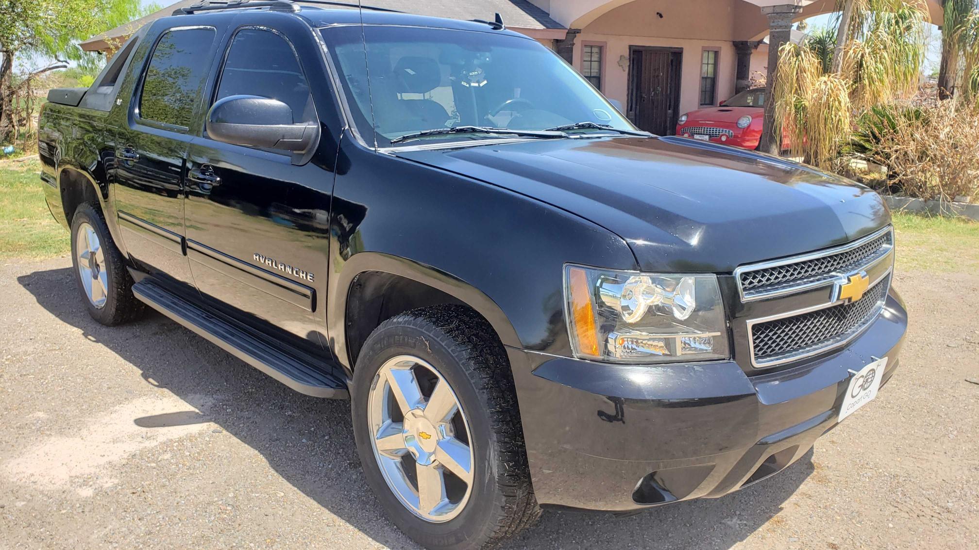 CHEVROLET AVALANCHE 2011 3gntkfe39bg355414