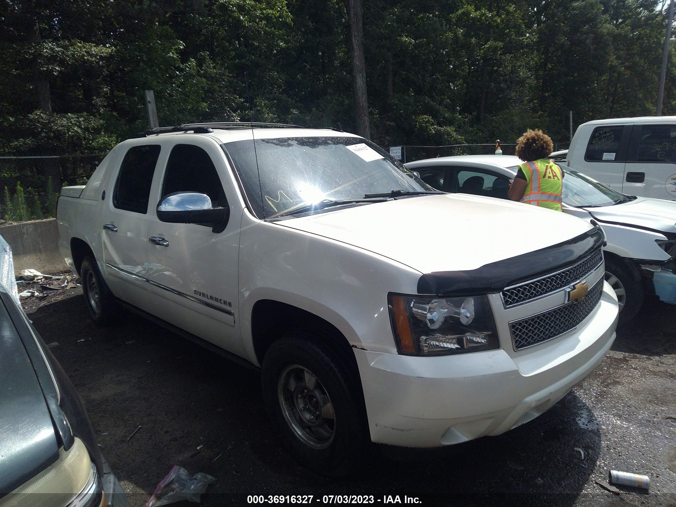 CHEVROLET AVALANCHE 2013 3gntkge7xdg271310