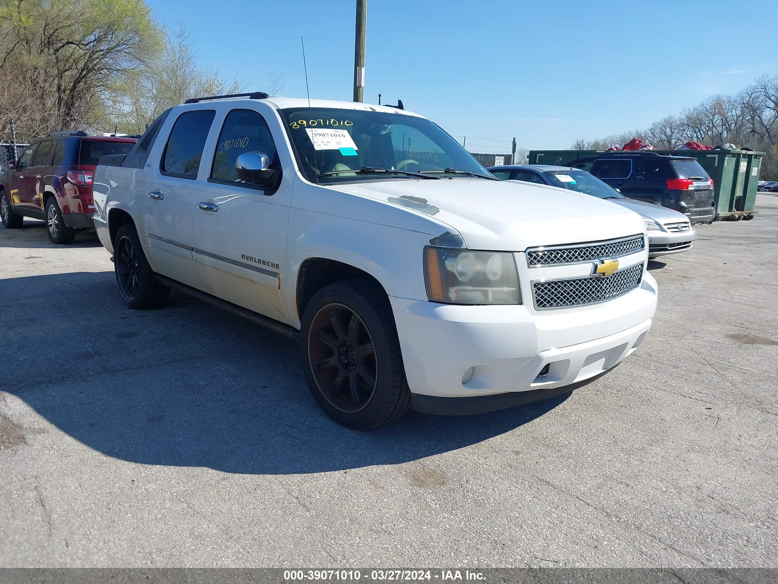 CHEVROLET AVALANCHE 2010 3gnvkge04ag189421