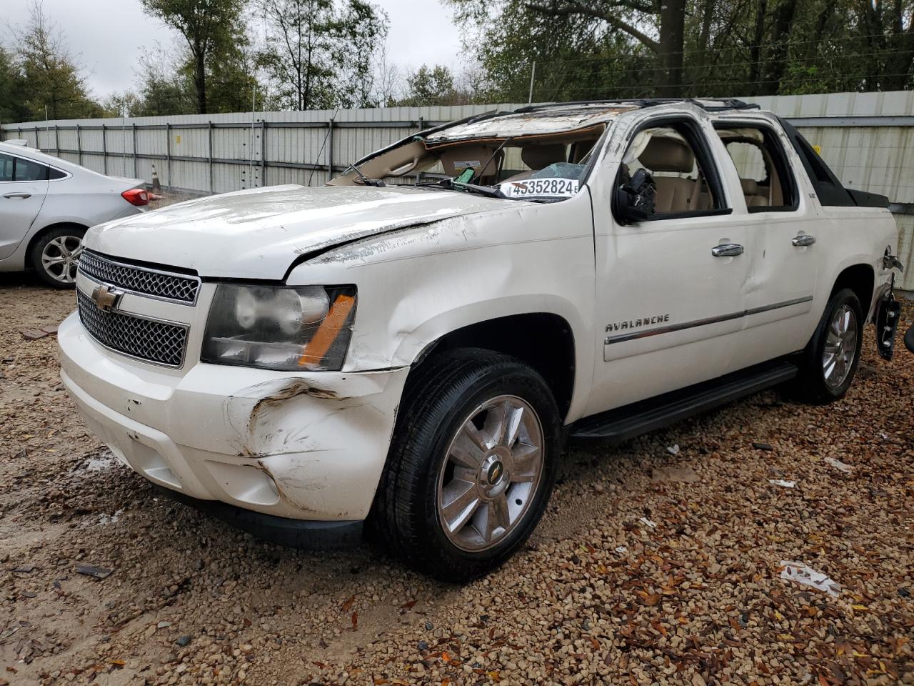 CHEVROLET AVALANCHE 2010 3gnvkge09ag135953