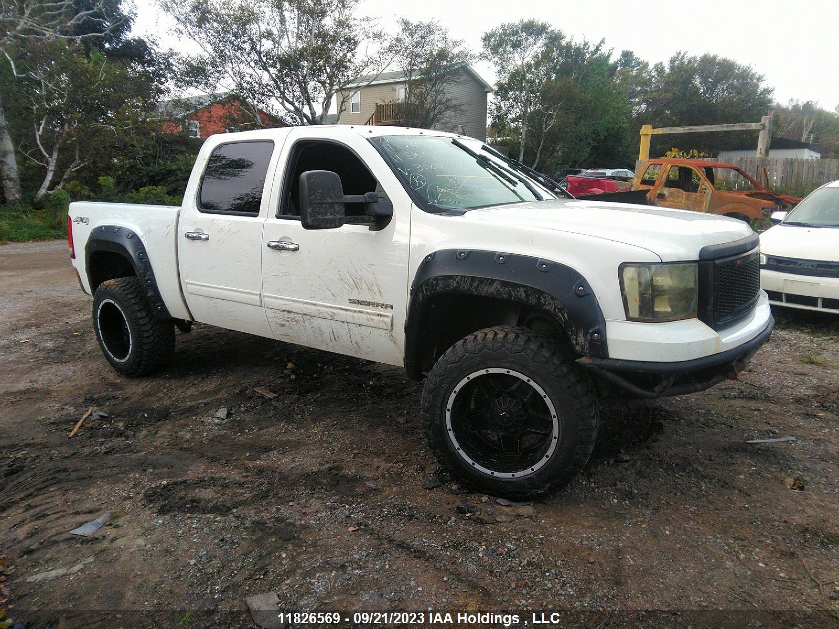 GMC SIERRA 2011 3gtp2uea7bg300411