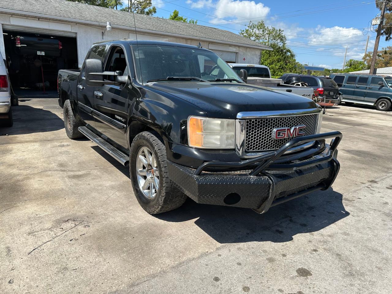 GMC SIERRA 2011 3gtp2xe24bg128977