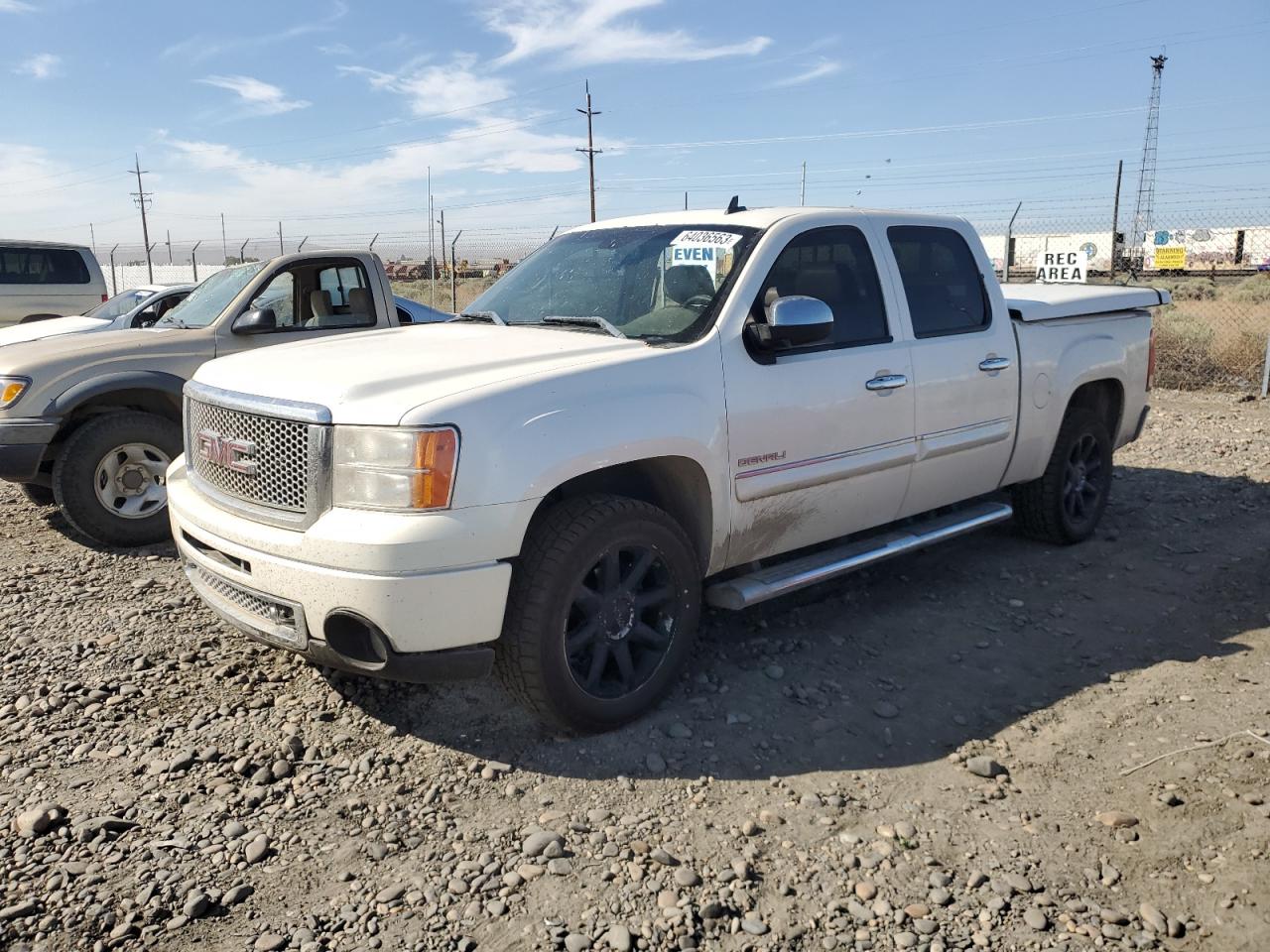 GMC SIERRA 2011 3gtp2xe24bg201488