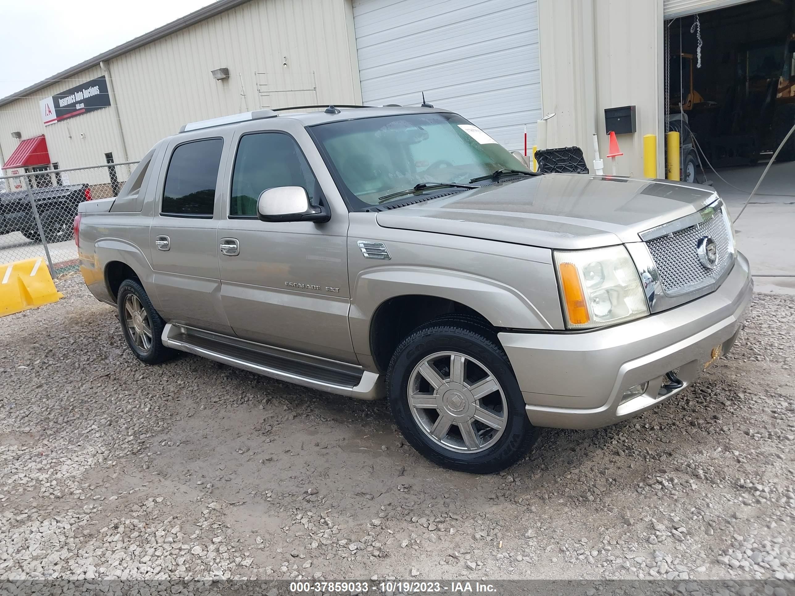 CADILLAC ESCALADE 2003 3gyek63n73g319061