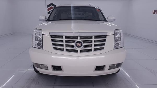 CADILLAC ESCALADE 2010 3gyfk62817g188652