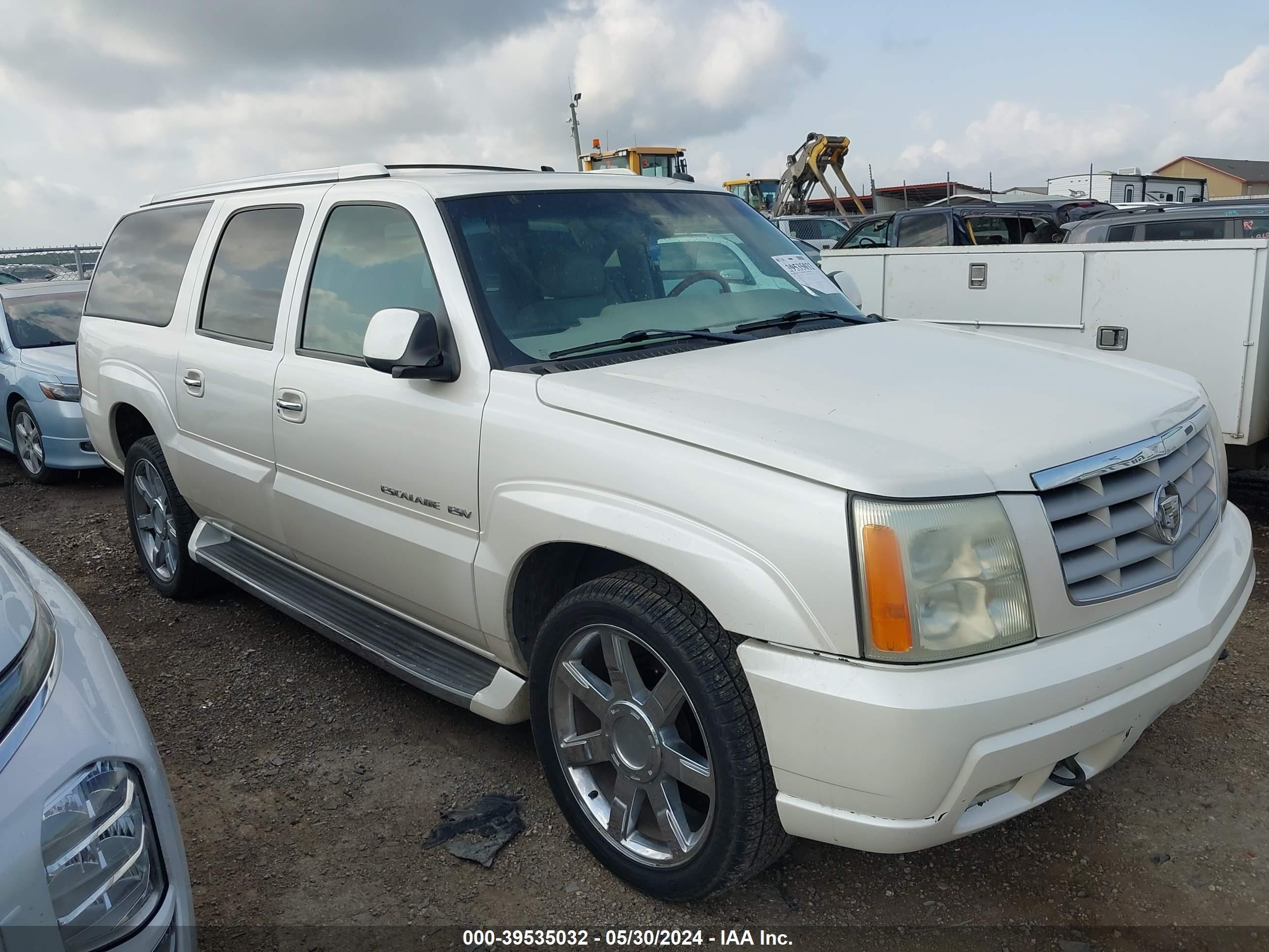 CADILLAC ESCALADE 2003 3gyfk66n13g250500