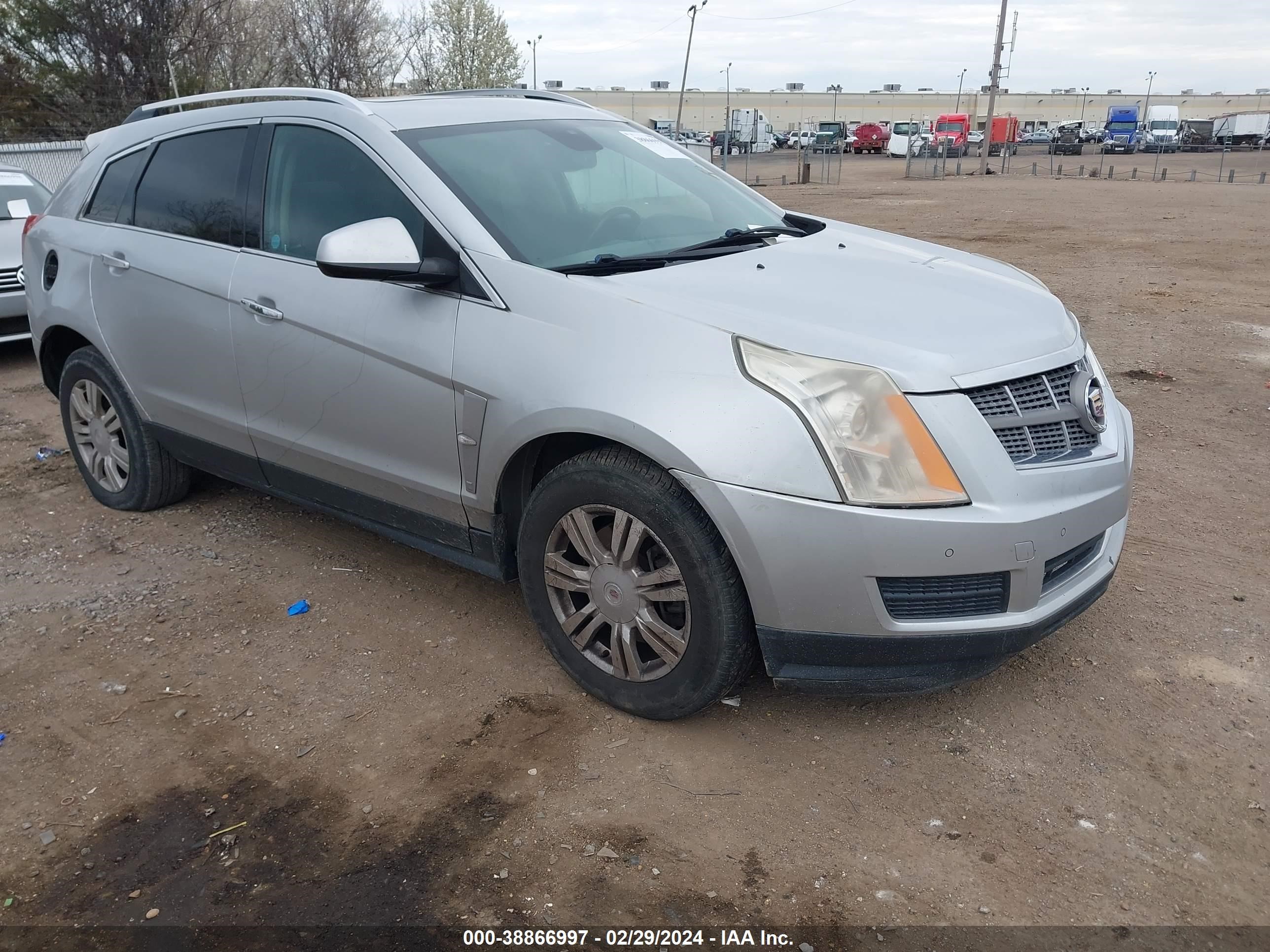 CADILLAC SRX 2011 3gyfnaey3bs680448