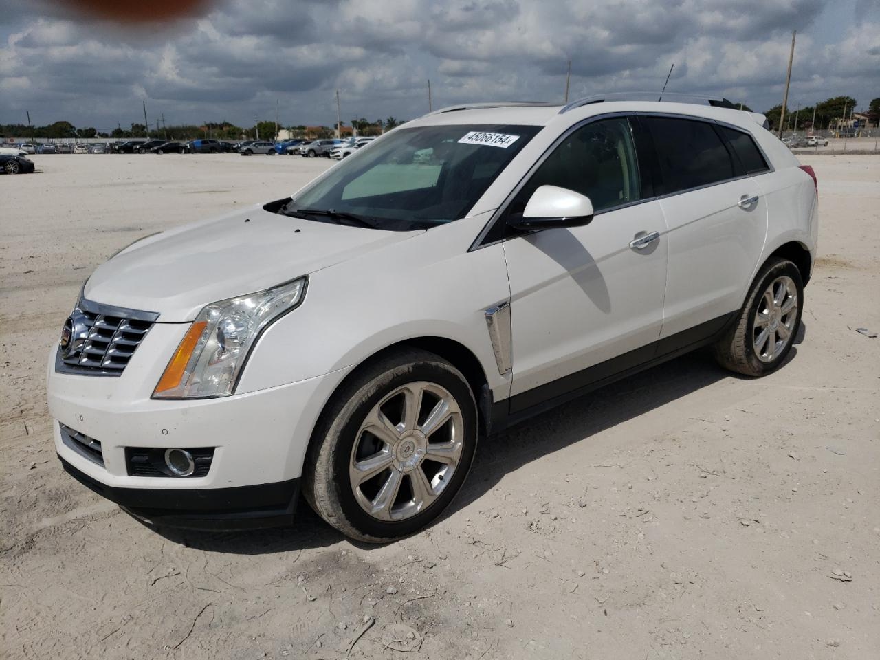 CADILLAC SRX 2015 3gyfnce34fs607465