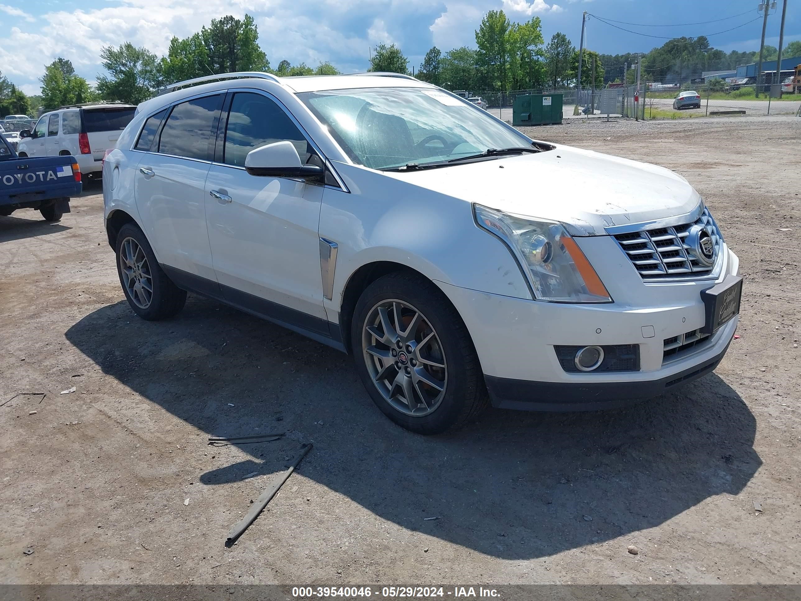 CADILLAC SRX 2015 3gyfnge39fs554687