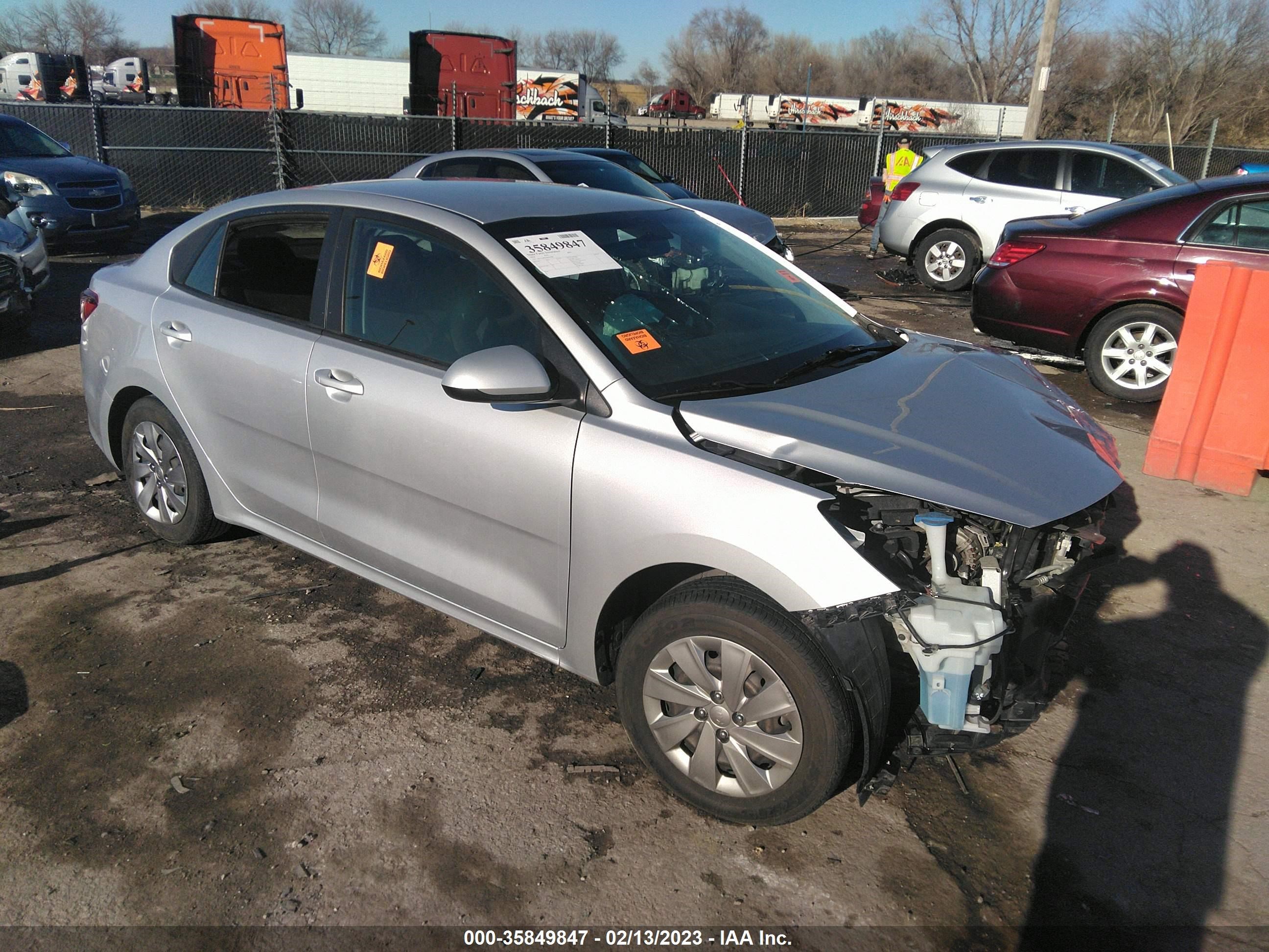 KIA RIO 2018 3kpa24ab4je076786