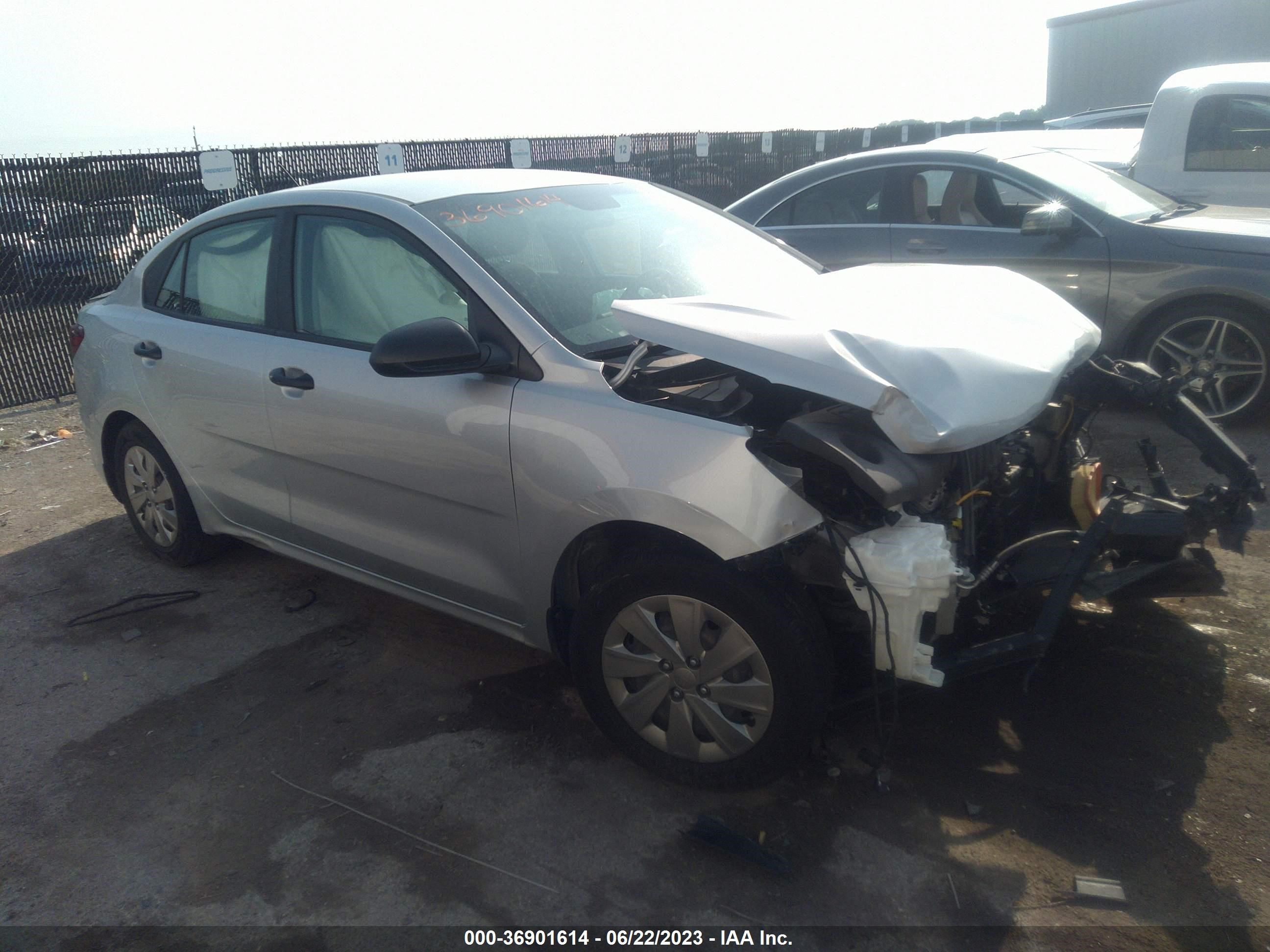 KIA RIO 2018 3kpa24abxje082687