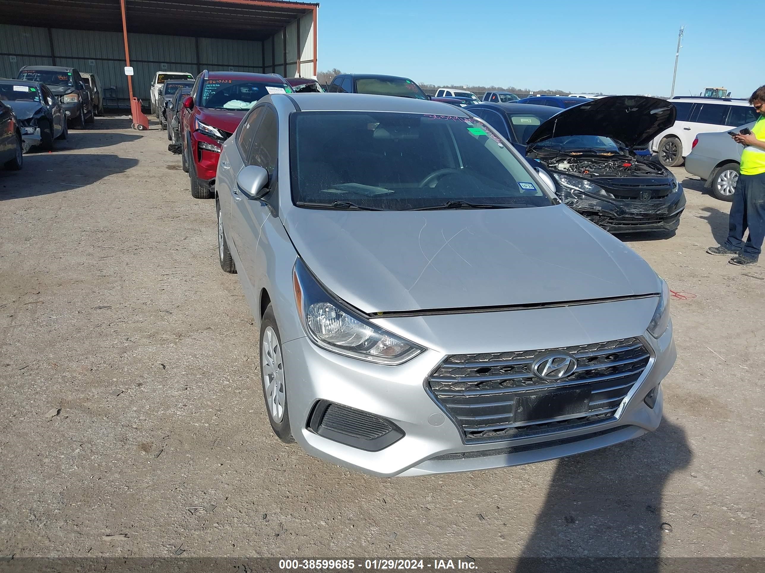 HYUNDAI ACCENT 2019 3kpc24a30ke069191