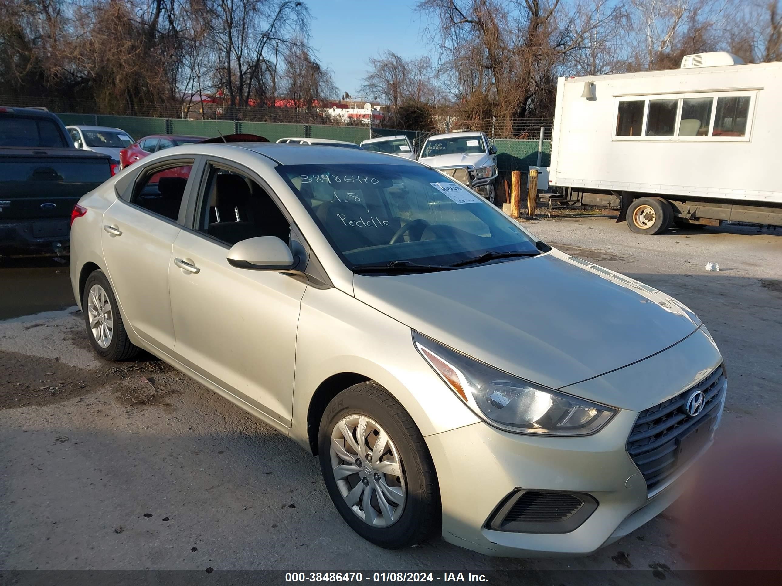 HYUNDAI ACCENT 2018 3kpc24a32je013638