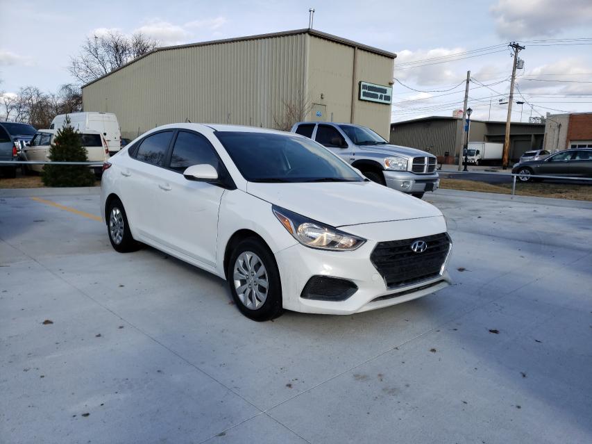 HYUNDAI ACCENT SE 2018 3kpc24a33je026110