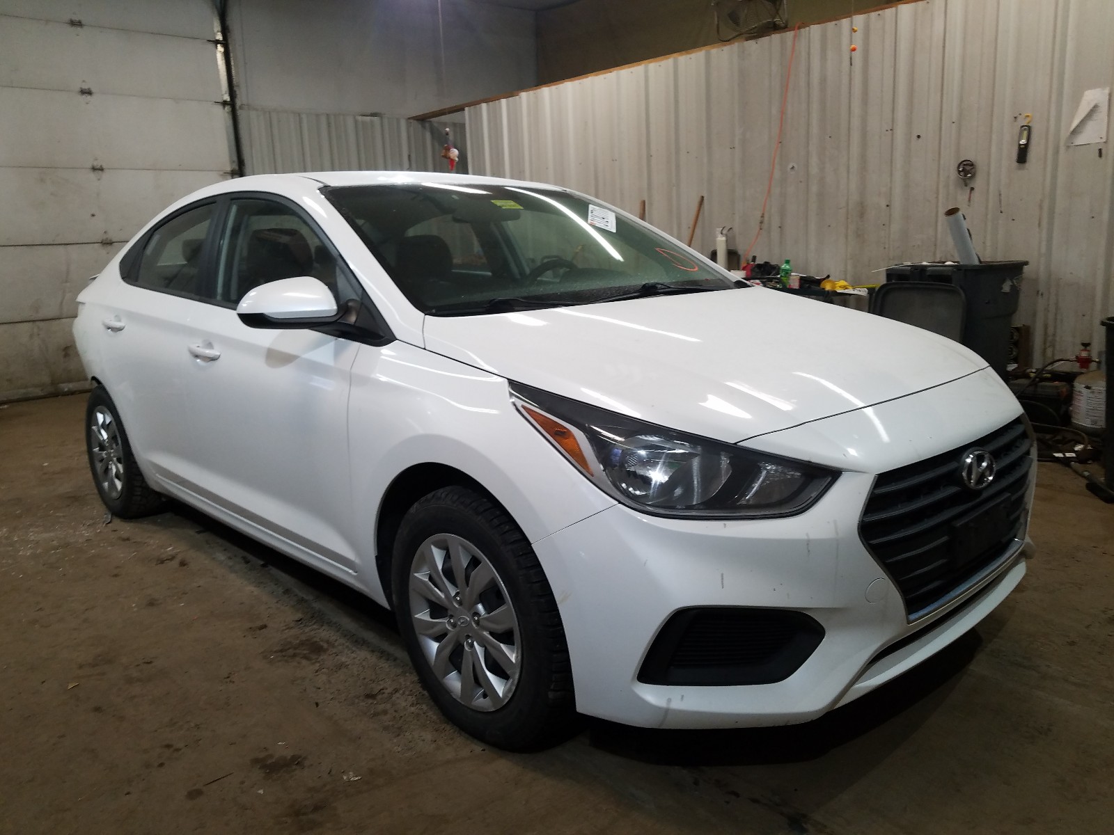 HYUNDAI ACCENT SE 2018 3kpc24a36je029227