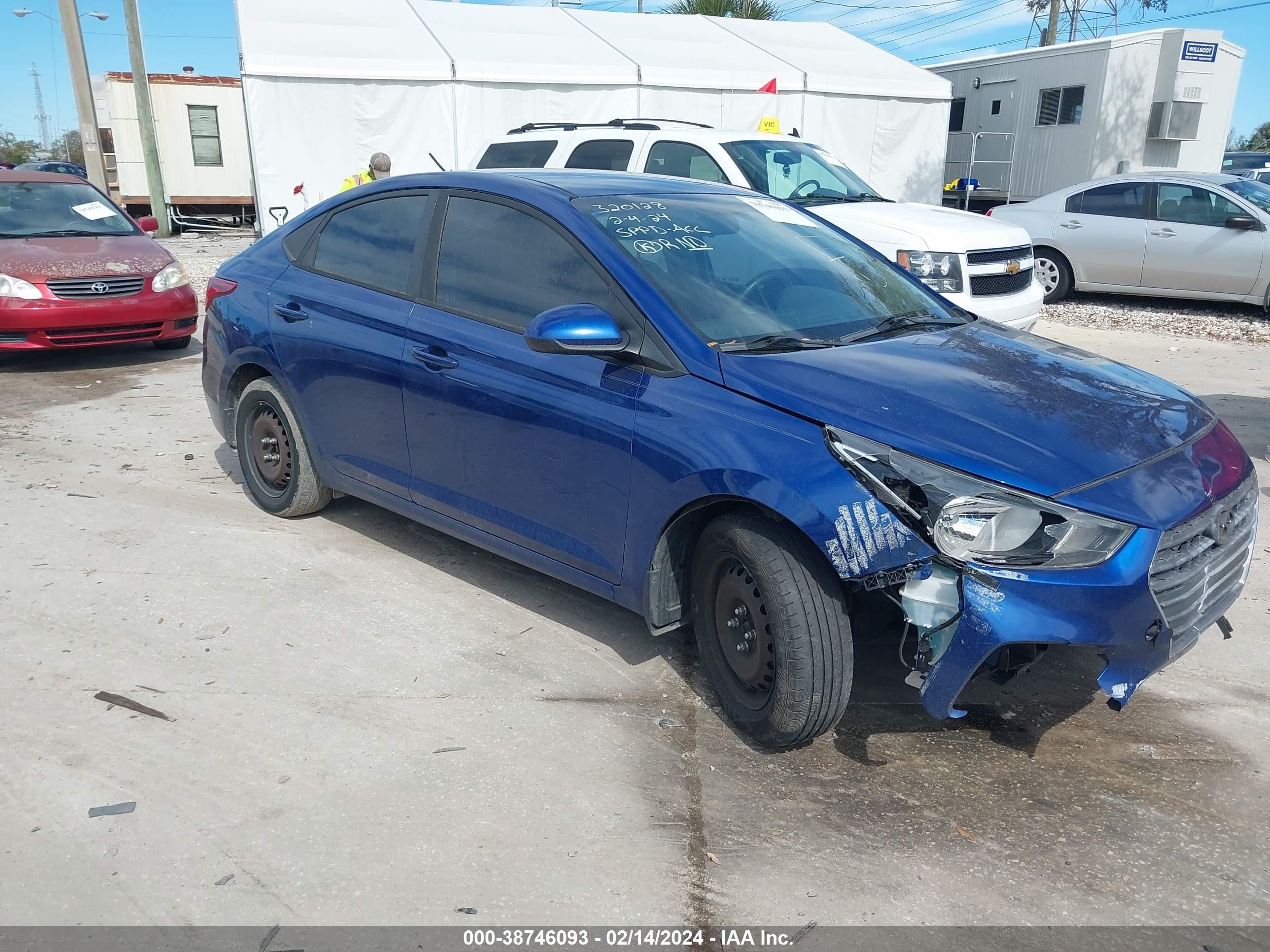 HYUNDAI ACCENT 2018 3kpc24a39je033353