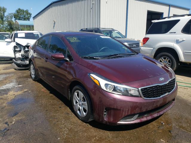 KIA FORTE LX 2017 3kpfk4a70he015575