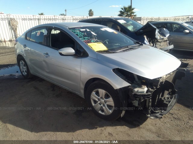 KIA FORTE 2017 3kpfk4a70he016094