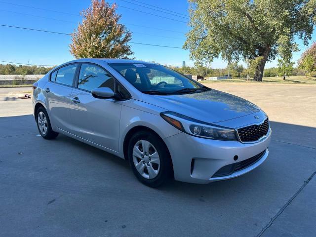 KIA FORTE 2017 3kpfk4a70he031288