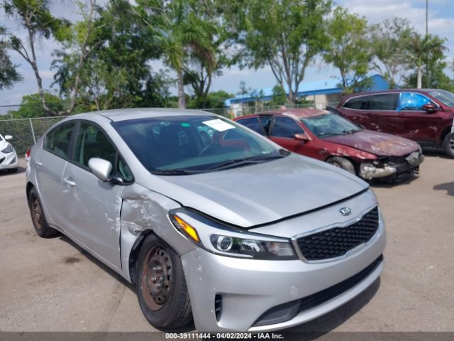 KIA FORTE 2017 3kpfk4a70he033025