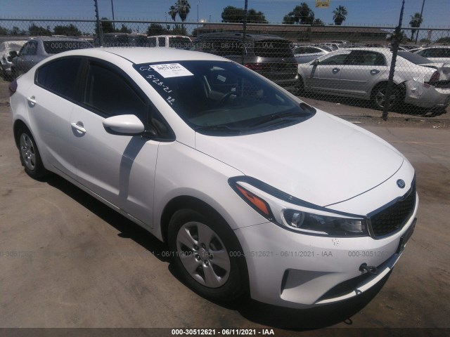 KIA FORTE 2017 3kpfk4a70he037138