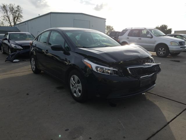 KIA FORTE LX 2017 3kpfk4a70he039570