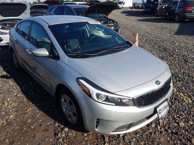 KIA FORTE LX 2017 3kpfk4a70he043599