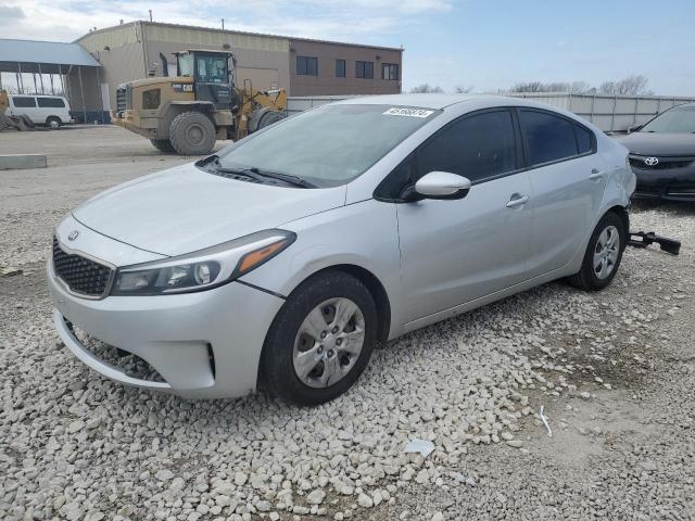 KIA FORTE 2017 3kpfk4a70he045854