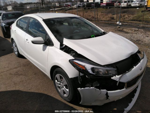 KIA FORTE 2017 3kpfk4a70he047832