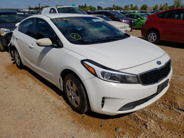 KIA FORTE LX 2017 3kpfk4a70he051458