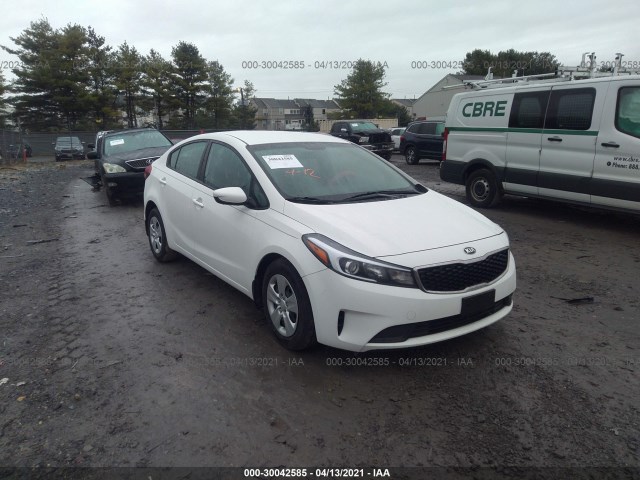 KIA FORTE 2017 3kpfk4a70he069247