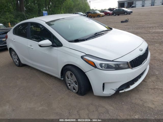 KIA FORTE 2017 3kpfk4a70he070317