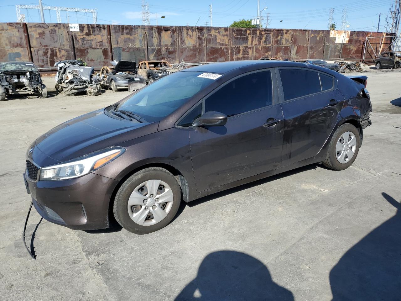 KIA FORTE 2017 3kpfk4a70he075307