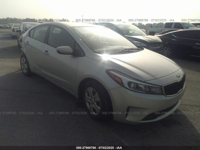 KIA FORTE 2017 3kpfk4a70he075419