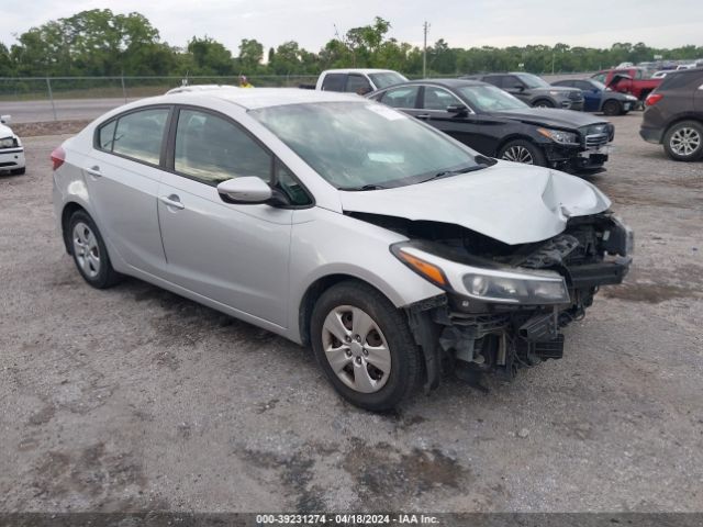 KIA FORTE 2017 3kpfk4a70he075646