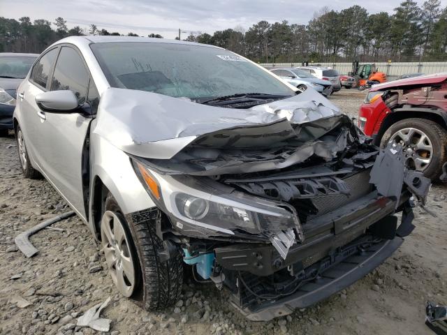 KIA FORTE LX 2017 3kpfk4a70he085769