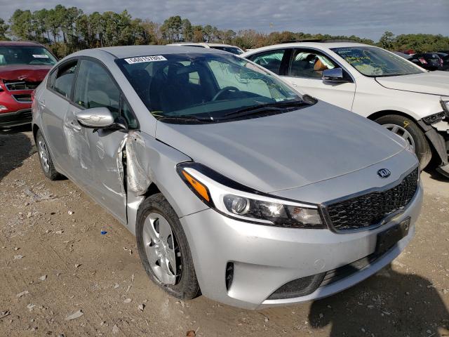 KIA FORTE LX 2017 3kpfk4a70he093189