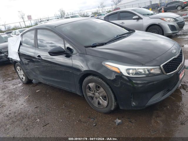 KIA FORTE 2017 3kpfk4a70he094133