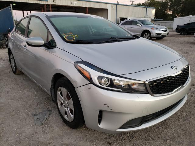 KIA FORTE LX 2017 3kpfk4a70he102473