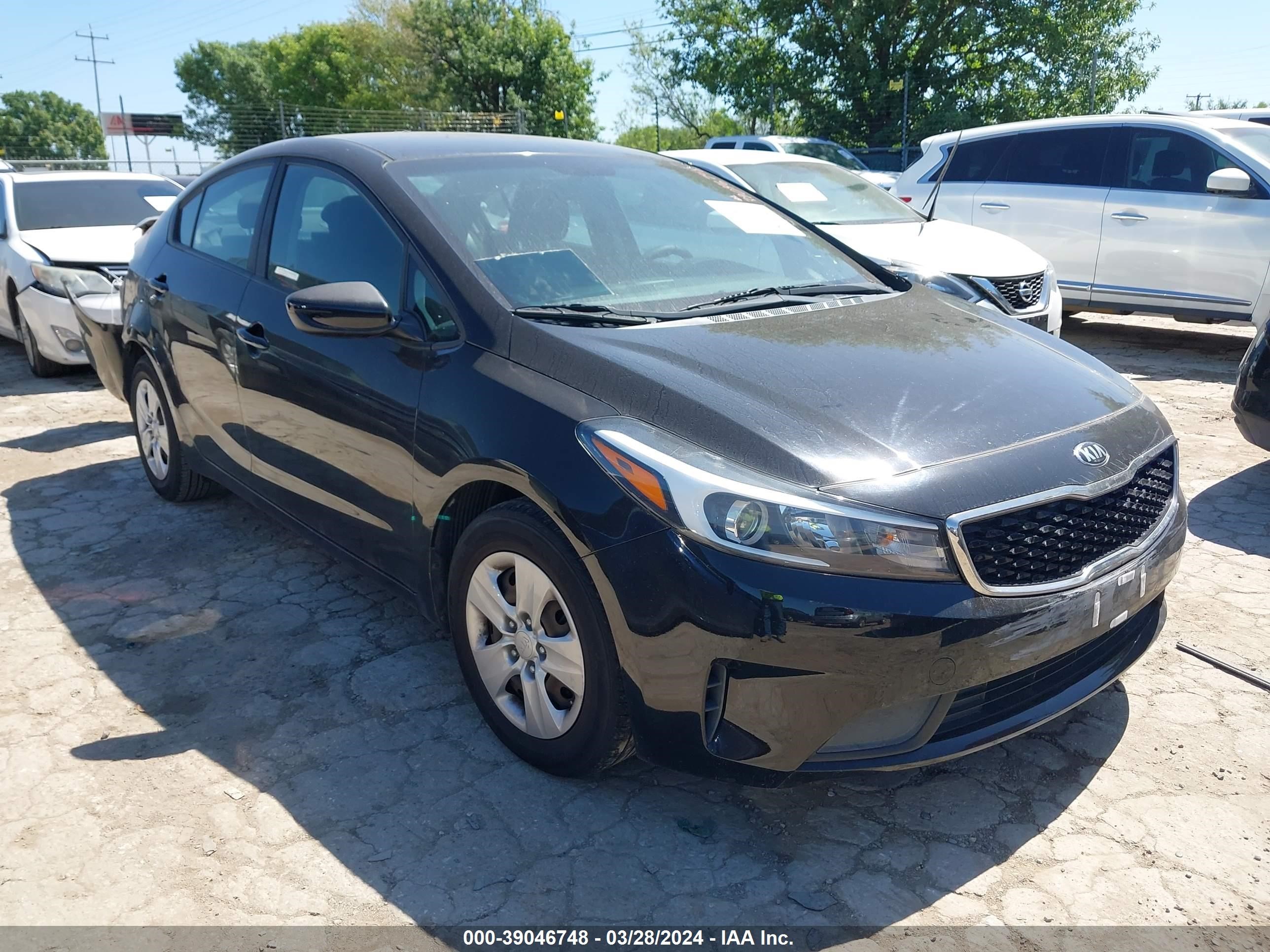 KIA FORTE 2017 3kpfk4a70he104191